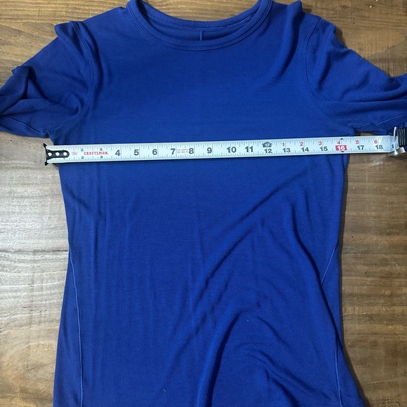 Lululemon Hold Tight Long Sleeve Shirt - Picture 8 of 10